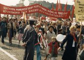 Dózsa György út (Felvonulási tér), május 1-i felvonulás (1980)