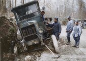 1917. április 20-án, Savigny sur Ardres mellett egy Fiat-traktor süllyedt félig a sárba