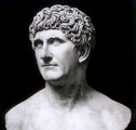 Marcus Antonius mellszobra