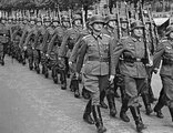 Német katonák a második világháborúban (kép forrása: thesolesupplier.co.uk)