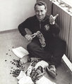 Adolf Dassler és a híres stoplik (kép forrása: foundagrave.com)