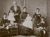 A Gundel-család (kép forrása: origo.hu)