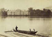 1880, Margitszigeti Nagyszálló a pesti Duna-partról nézve