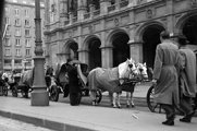 1958, Opernring, jobbra az Operaház főbejárata