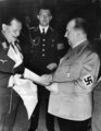 Hermann Göring, a Harmadik Birodalom második embere Walther Funk gazdasági miniszterrel. Funk volt az egyetlen, aki mindvégig ellenezte a pénzhamisítási akciót.