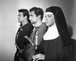 Stuart Whitman, Bradford Dillman és Dolores Hart az Assisi Szent Ferenc című, 1961-es filmben