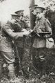 Edward walesi herceg a Gránátos Gárda tagjaként az első világháborúban