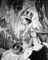 II. Erzsébet koronázási fotója