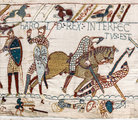 Harold király halálának egyik ábrázolása a kárpiton, nyílvesszővel a szemében