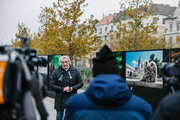 A tárlatot Kaiser Ottó fotográfus nyitotta meg (Kép forrása: Facebook / Magyarország 365)