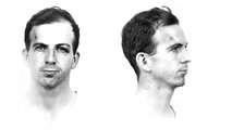 Lee Harvey Oswald rendőrségi fotója