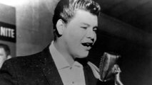 Ritchie Valens (kép forrása: biography.com)