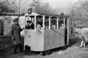 Játékvillamos a vasadi óvodában, 1969. (Fortepan/Péterffy István)