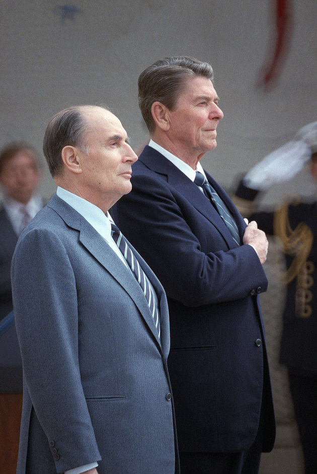 Ronald Reagan amerikai elnök társaságában 1984-ben