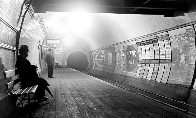 A londoni metró 1900 körül