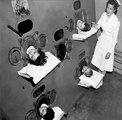 Gyermekbénulásos gyermekek kezelése 1950-ből