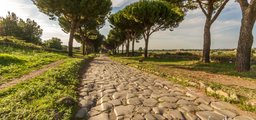 A Via Appia, a Rómába vezető fő utak egyike