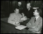 Hermann Göring és Rudolf Hess Nürnbergben (kép forrása: fineartamerica.com)