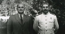 Berija és Sztálin (kép forrása: crisismagazine.com)