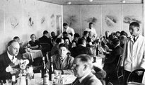 Étkezés a Hindenburgon (kép forrása: Vintage Everyday)