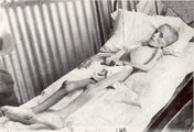 Búr gyermek egy brit koncentrációs táborban (kép forrása: imgur.com)