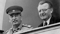 Klement Gottwald Joszif Sztálin társaságában (kép forrása: radio.cz)