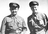 Zsukov Horlógin Csojbalszan mongol kommunista vezetővel 1939-ben (kép forrása: Wikimedia Commons)