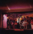 A Kopaszkutya című film a külvárosból induló Colorado zenekar nehézségeit mutatja be, az együttes tagjait a Hobo Blues Band zenészei alakítják