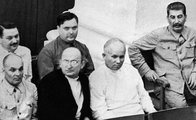 Sztálin, Hruscsov, Berija, Malenkov és Zsdanov a Legfelsőbb Tanács ülésén