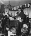 Paul McCartney a liverpooli Cavern Clubban, 1963.