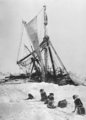 A jég által összezúzott hajó süllyedése, 1915. november