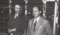 J. Robert Oppenheimer és Neumann János 1952-ben
