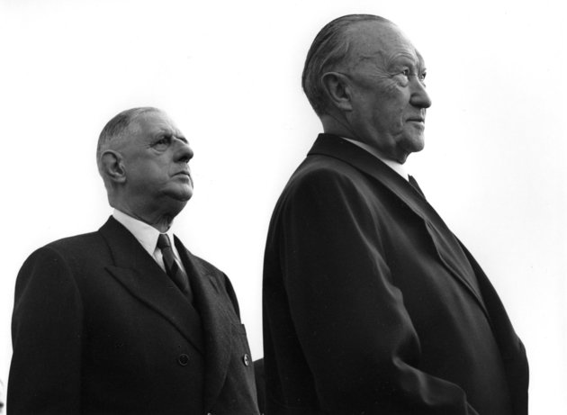 Európa két ikonikus vezetője, Konrad Adenauer (j.) és Charles de Gaulle (b.) 1961-ben (Kép forrása: Wikipédia/ Bundesarchiv, B 145 Bild-F010324-0002 / Steiner, Egon / CC-BY-SA 3.0)
