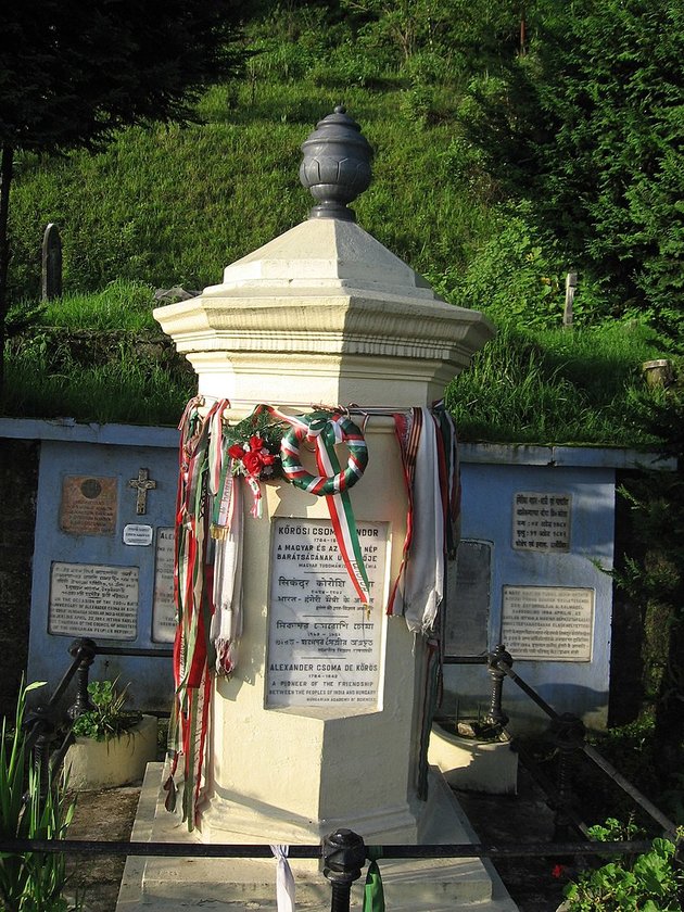 Kőrösi Csoma Sándor sírja Dardzsilingben
