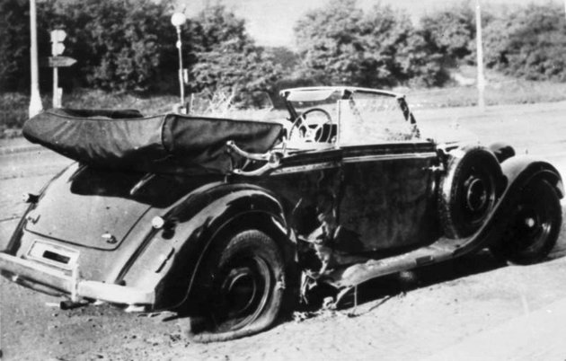 Reinhard Heydrich autója a merénylet után