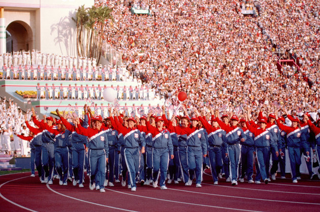 Az amerikai csapat bevonulása a megnyitón, 1984. július 28.
