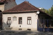 Egykori lakóháza Miskolcon (kép forrása: wikipédia / Szalax /  CC BY-SA 3.0)