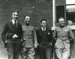 Eisenhower (jobb szélen) és barátai 1919-ben