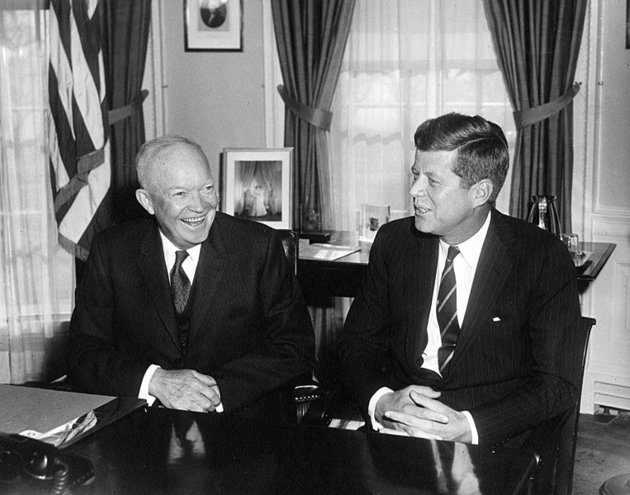 Eisenhower elnök és Kennedy megválasztott elnök találkozása a Fehér Házban