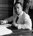 Már Mussolini külügyminisztereként a Chigi-palotában